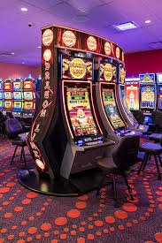 Meja live-dealer berkualitas HD di rptoto Studio live-dealer rptoto dengan kualitas HD dan dealer profesional
